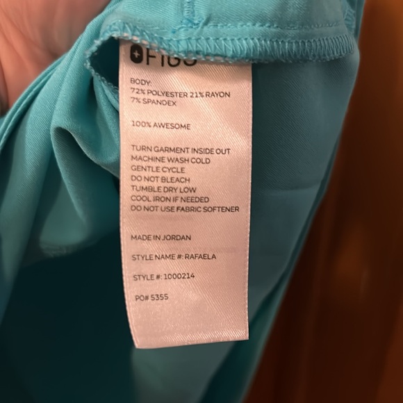 Figs Rafaela in Oasis - Picture 3 of 4